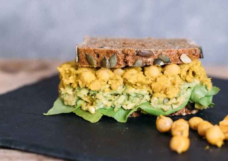 Sándwich Vegano De Crema De Garbanzos