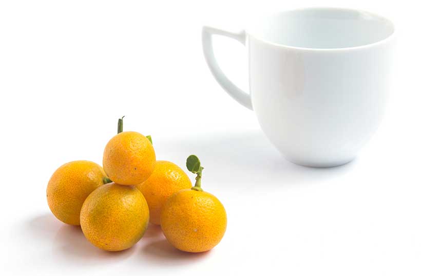 Una versión más saludable del té tradicional de kumquat. Imagen que muestra el té Kumquat.