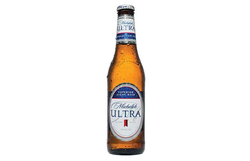 Michelob: duración de la tirada de cerveza ultra baja en carbohidratos. Botella de cerveza ultra baja en carbohidratos Michelob.