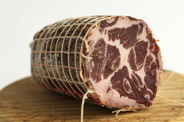 Embutidos Capocollo.